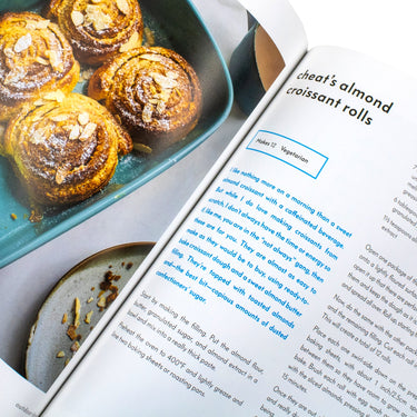 Nadiya's Everyday Baking: From Weeknight Dinners to Celebration Cakes, Let Your Oven Do the Work | Hardcover