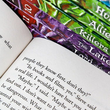 Cirque Du Freak: The Saga of Darren Shan – 12-Book Collection | Horror Fantasy Adventure Set for Young Adults & Teens | Supernatural Thriller Series